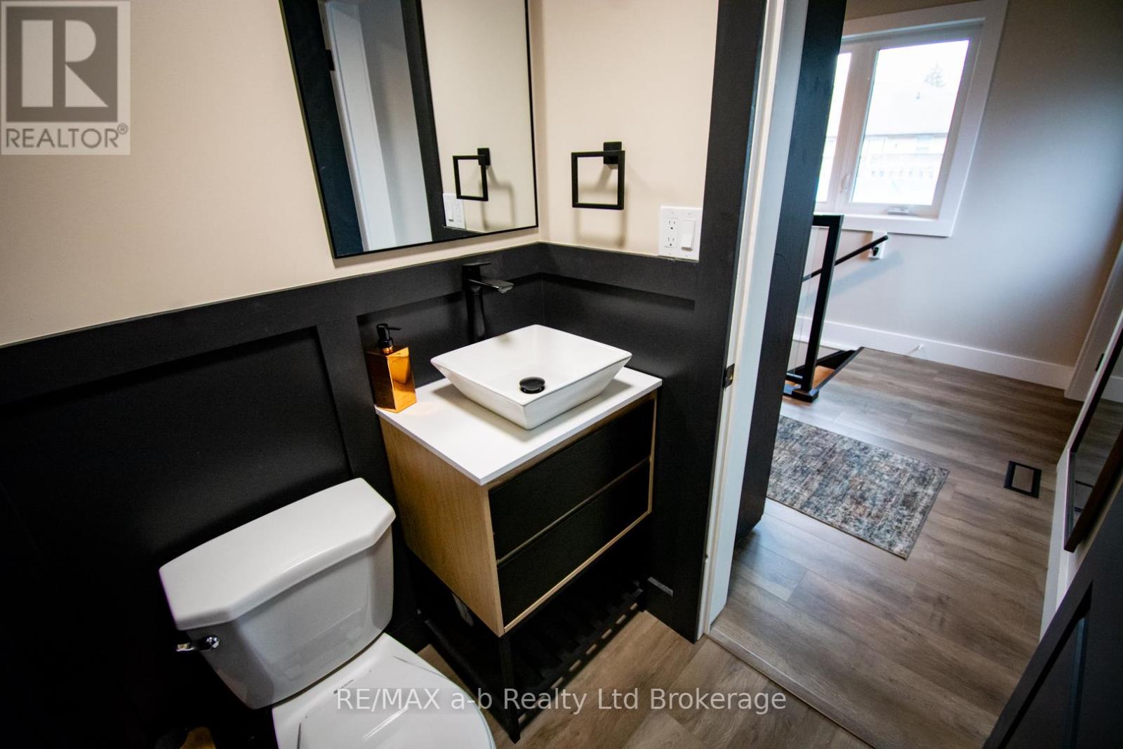 3 Belfast Circle, Tillsonburg, Ontario  N4G 5G3 - Photo 25 - X13153046
