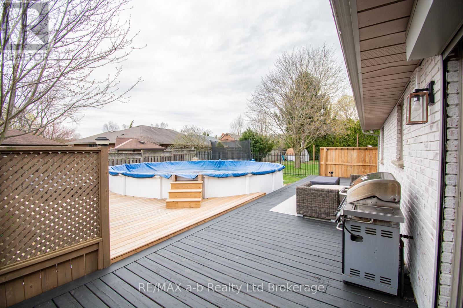 3 Belfast Circle, Tillsonburg, Ontario  N4G 5G3 - Photo 44 - X13153046