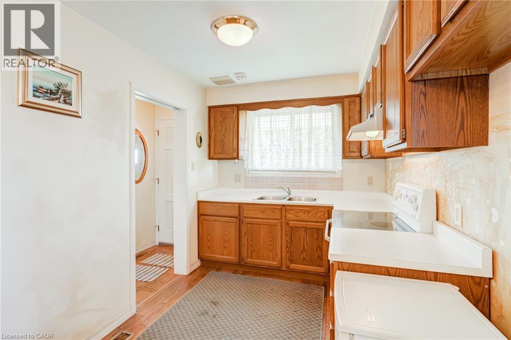 186 Adeline Avenue, Hamilton, Ontario  L8H 5T8 - Photo 10 - 40831116