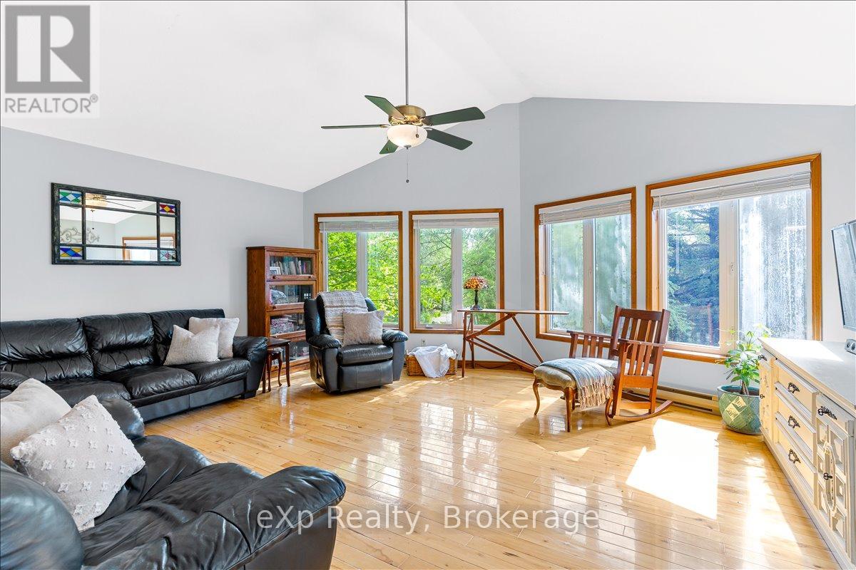 55 Forbes Road, Northern Bruce Peninsula, Ontario  N0H 2T0 - Photo 10 - X13153346