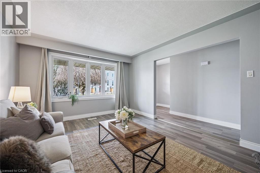 27 Vicmount Drive, Kitchener, Ontario  N2M 2A2 - Photo 8 - 40831782