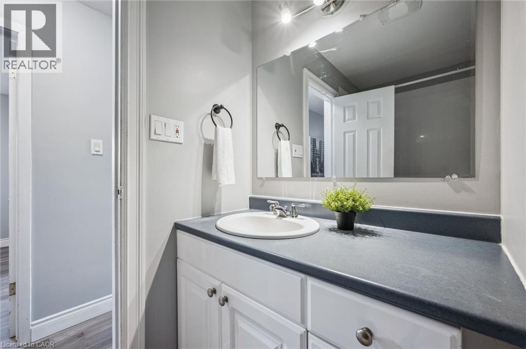 27 Vicmount Drive, Kitchener, Ontario  N2M 2A2 - Photo 22 - 40831759