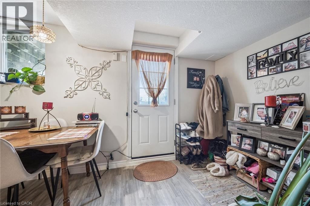 27 Vicmount Drive, Kitchener, Ontario  N2M 2A2 - Photo 23 - 40831759