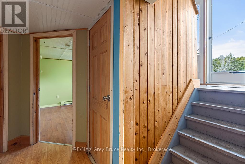 46 Maple Golf Crescent, Northern Bruce Peninsula, Ontario  N0H 2R0 - Photo 35 - X13154046