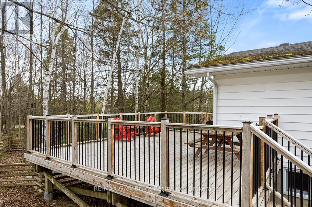 46 Maple Golf Crescent, Northern Bruce Peninsula, Ontario  N0H 2R0 - Photo 9 - X13154046
