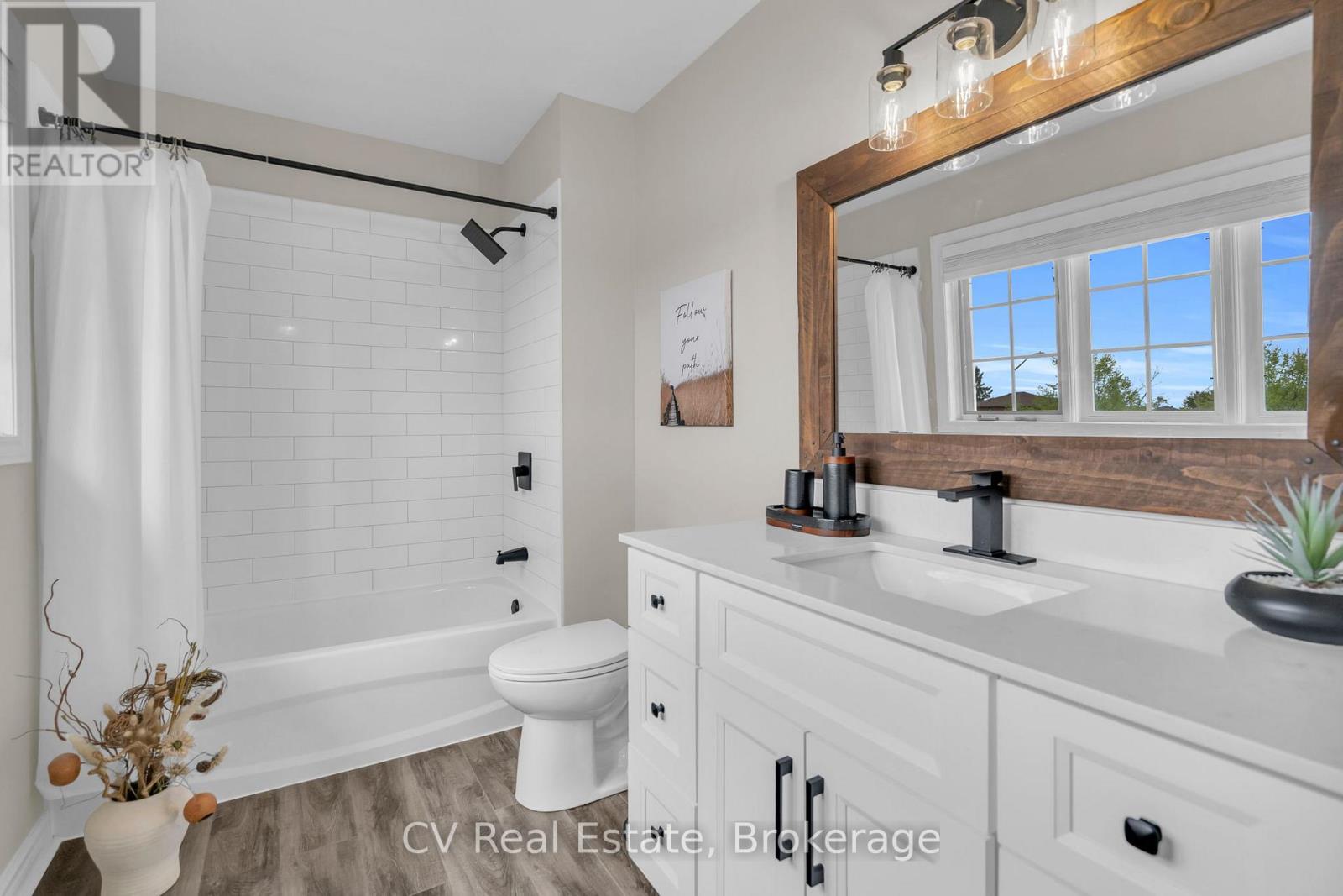 5 Mccutcheon Court, Barrie, Ontario  L4N 7C6 - Photo 30 - S13154270