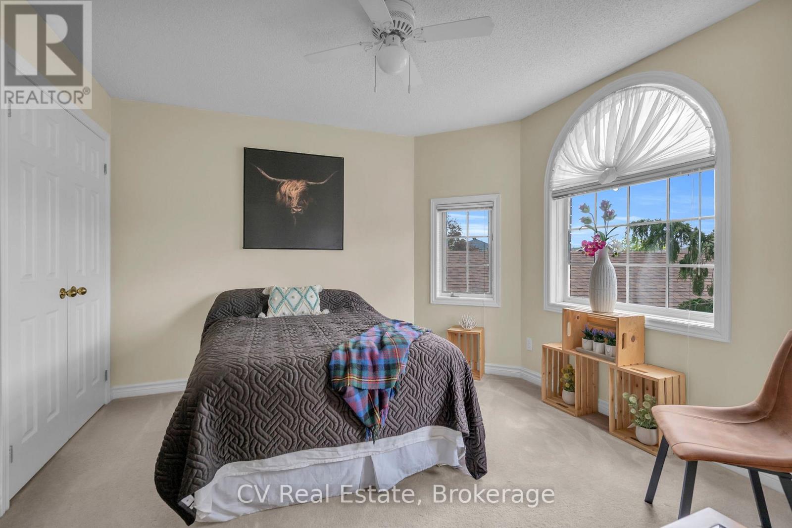 5 Mccutcheon Court, Barrie, Ontario  L4N 7C6 - Photo 31 - S13154270