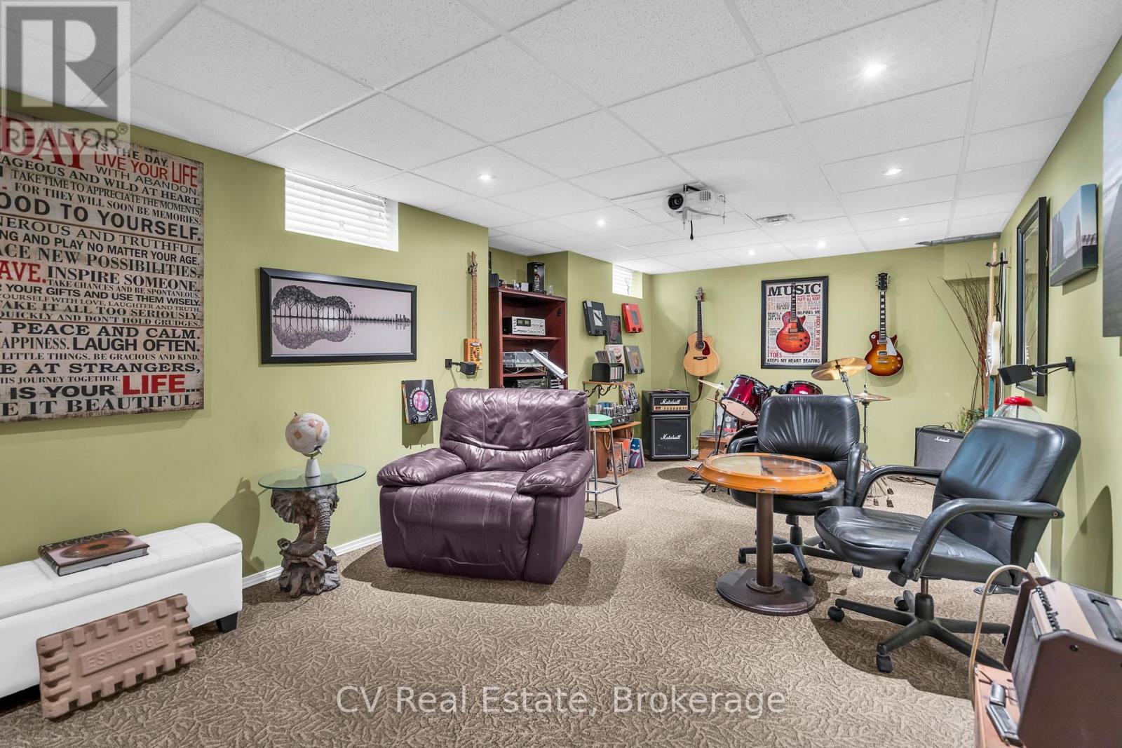 5 Mccutcheon Court, Barrie, Ontario  L4N 7C6 - Photo 32 - S13154270