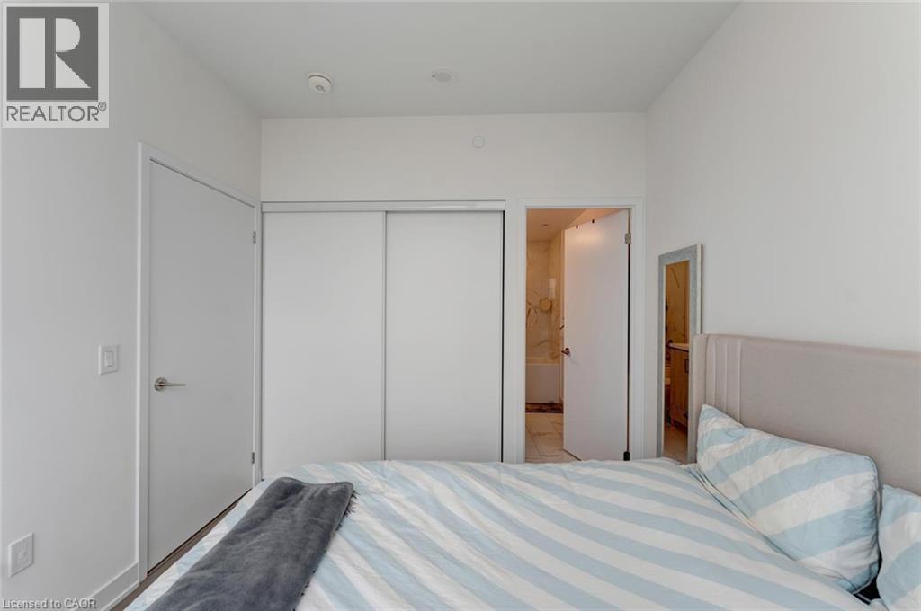 10 Honeycrisp Crescent Unit# 1120, Vaughan, Ontario  L4K 0M7 - Photo 10 - 40829839