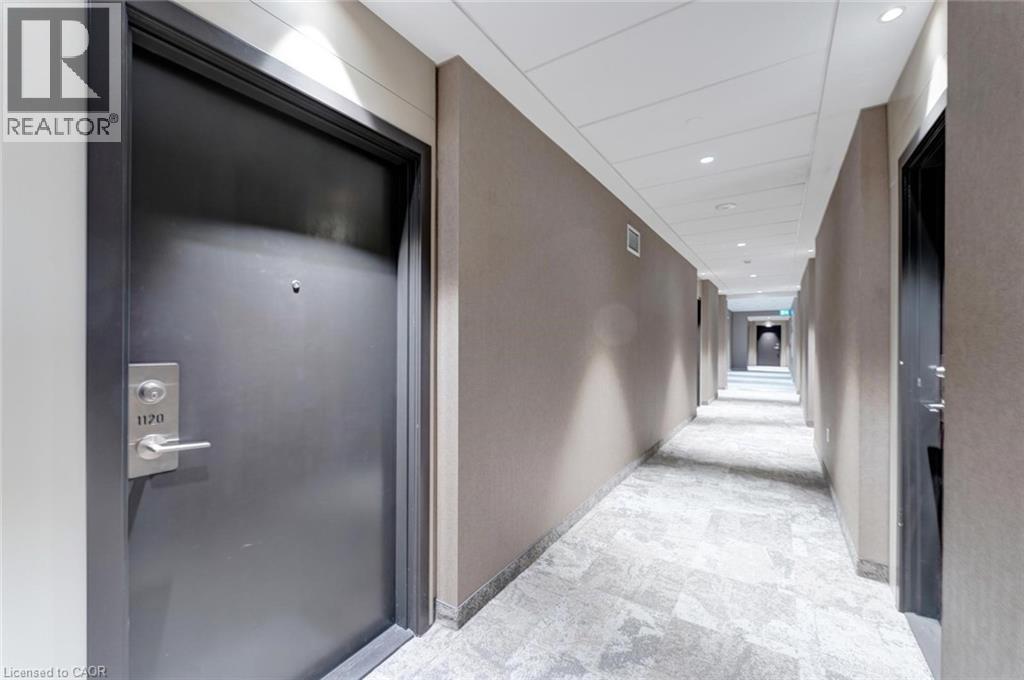 10 Honeycrisp Crescent Unit# 1120, Vaughan, Ontario  L4K 0M7 - Photo 2 - 40829839