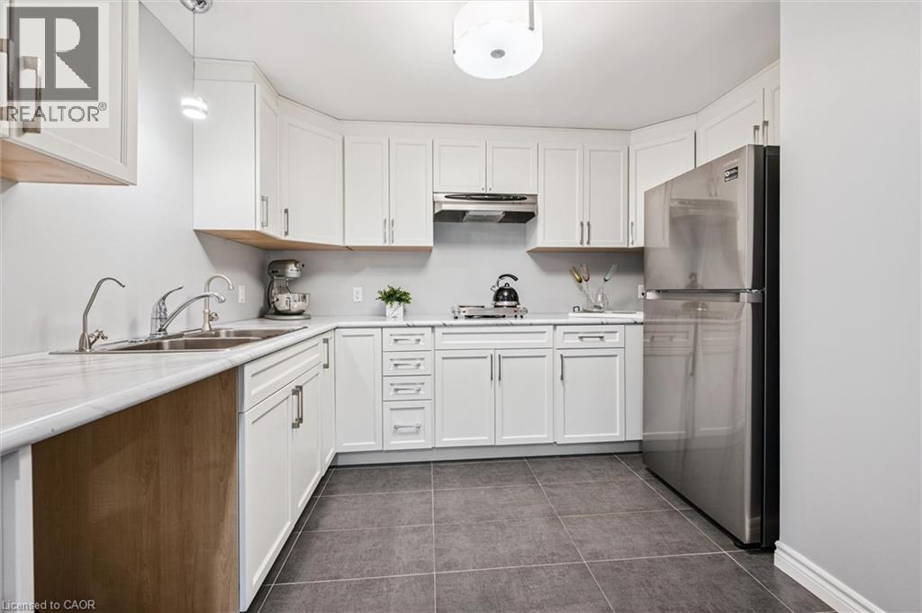 488 Heather Hill Place, Waterloo, Ontario  N2T 1H7 - Photo 33 - 40832188