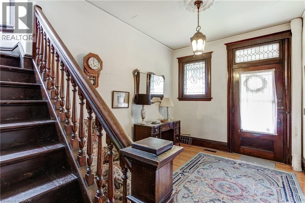 18 Fairleigh Crescent, Hamilton, Ontario  L8M 2K9 - Photo 8 - 40831992