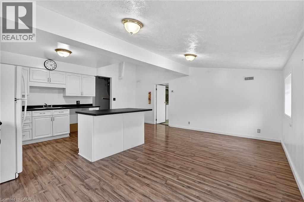 93 Walnut Street, Brantford, Ontario  N3T 1H3 - Photo 11 - 40832234
