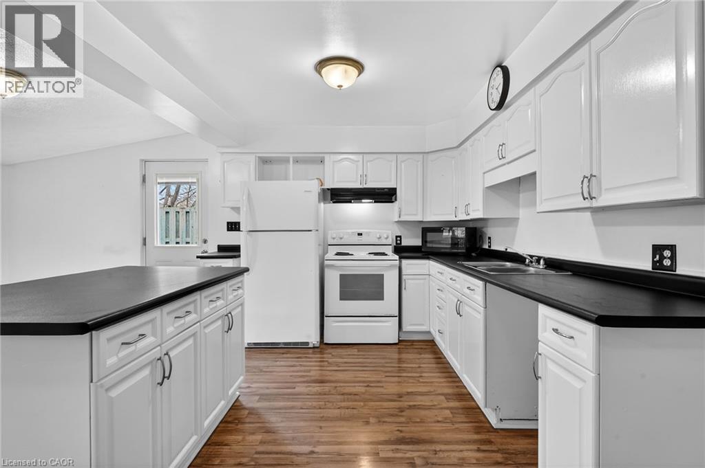 93 Walnut Street, Brantford, Ontario  N3T 1H3 - Photo 12 - 40832234