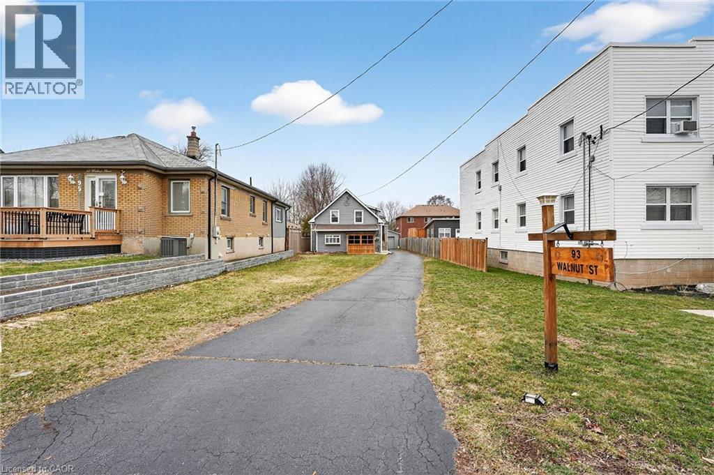 93 Walnut Street, Brantford, Ontario  N3T 1H3 - Photo 2 - 40832234