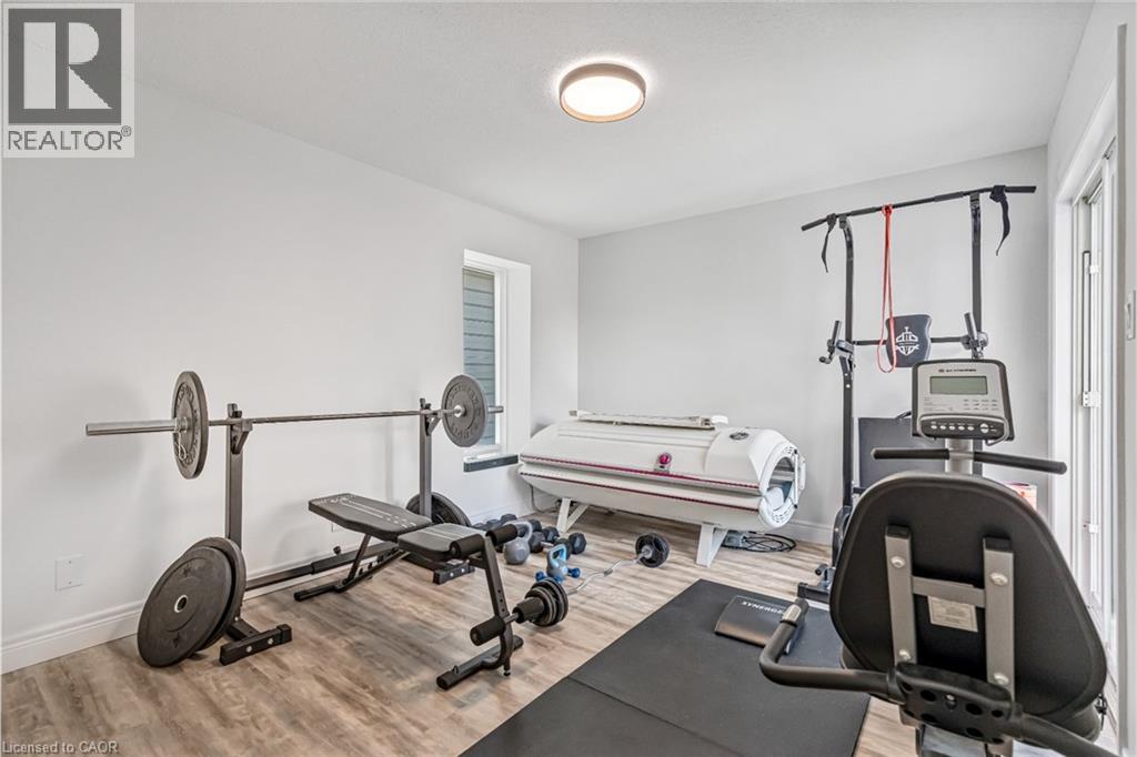 168 Carlton Street, St. Catharines, Ontario  L2R 1S2 - Photo 16 - 40830933
