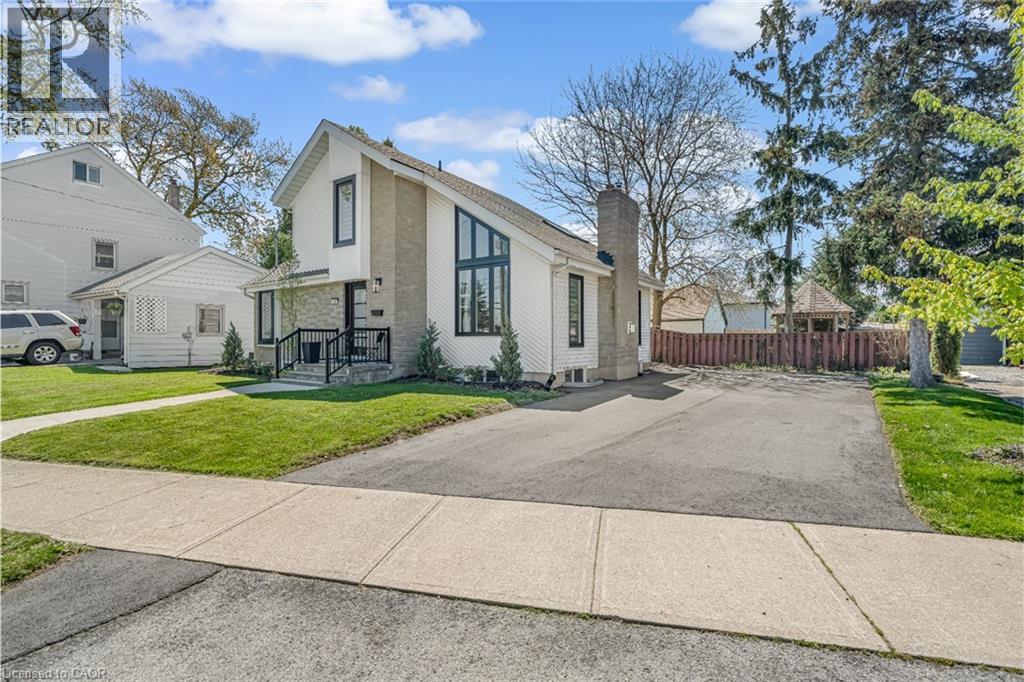 168 Carlton Street, St. Catharines, Ontario  L2R 1S2 - Photo 2 - 40830933