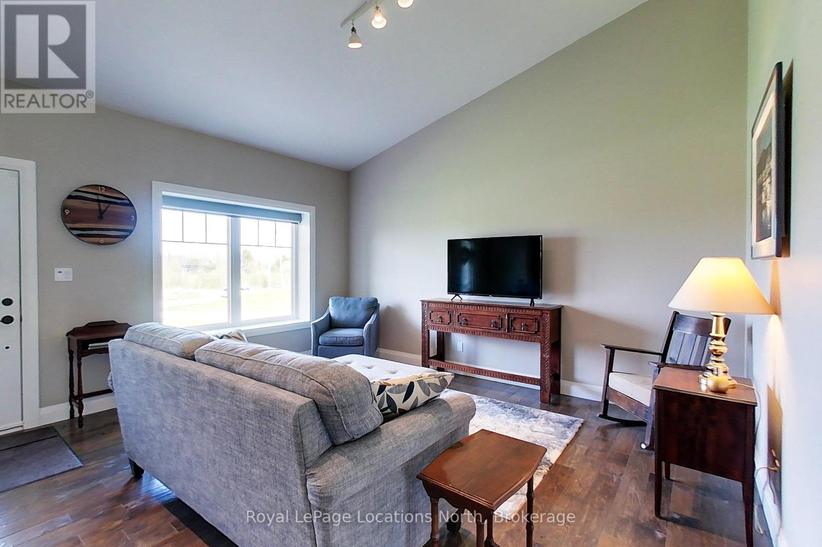 109 Robertson Avenue, Meaford, Ontario  N4L 1W7 - Photo 14 - X13155514