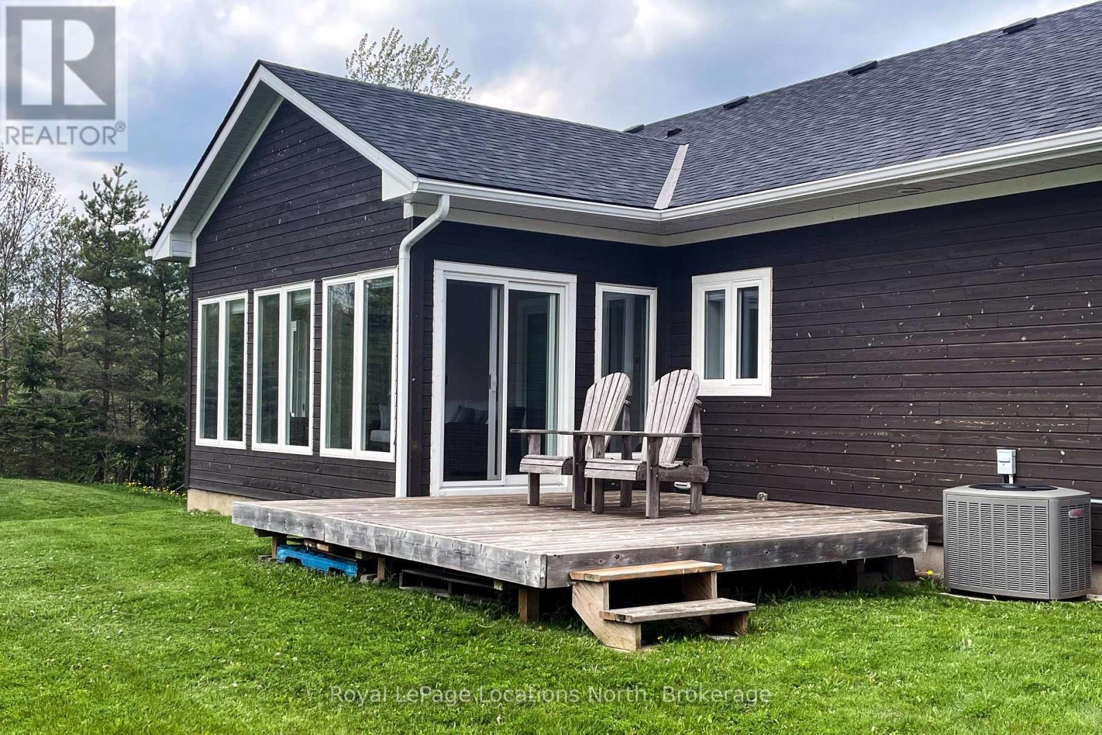 109 Robertson Avenue, Meaford, Ontario  N4L 1W7 - Photo 4 - X13155514