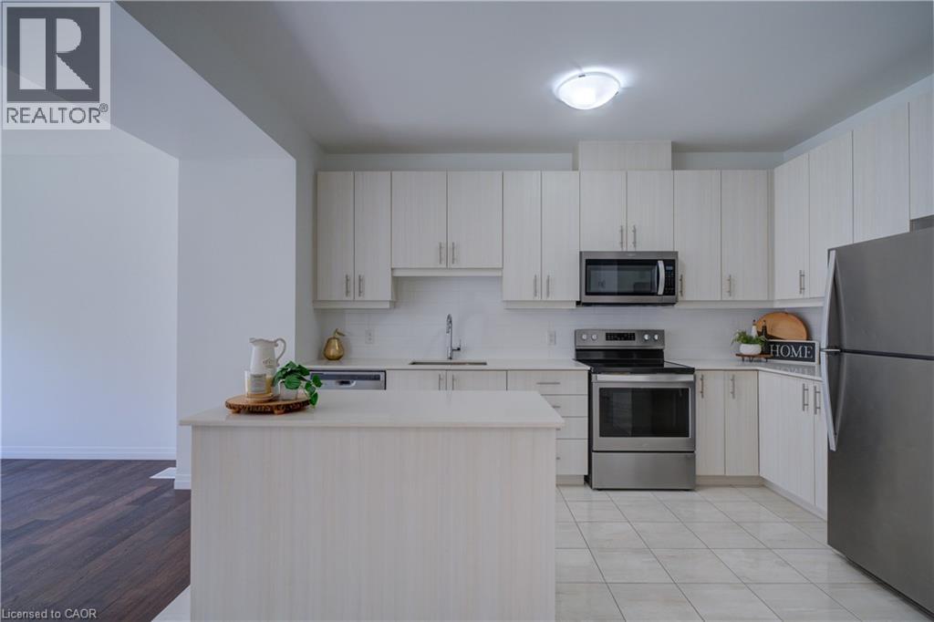 30 Times Square Boulevard Unit# 23, Stoney Creek, Ontario  L8J 0L8 - Photo 10 - 40831357