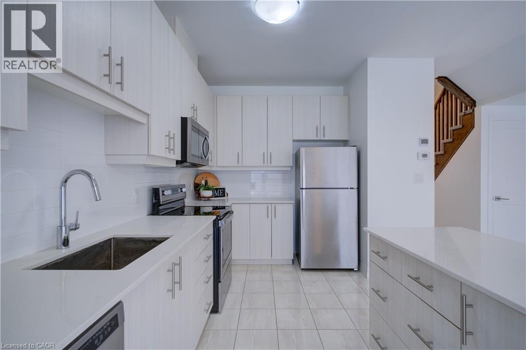 30 Times Square Boulevard Unit# 23, Stoney Creek, Ontario  L8J 0L8 - Photo 13 - 40831357