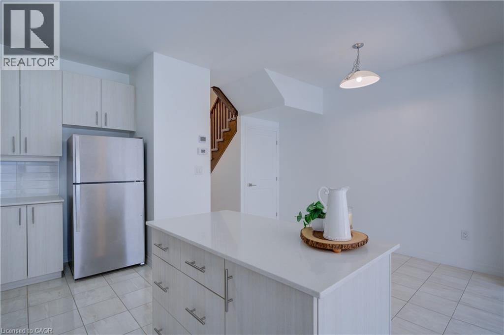 30 Times Square Boulevard Unit# 23, Stoney Creek, Ontario  L8J 0L8 - Photo 15 - 40831357