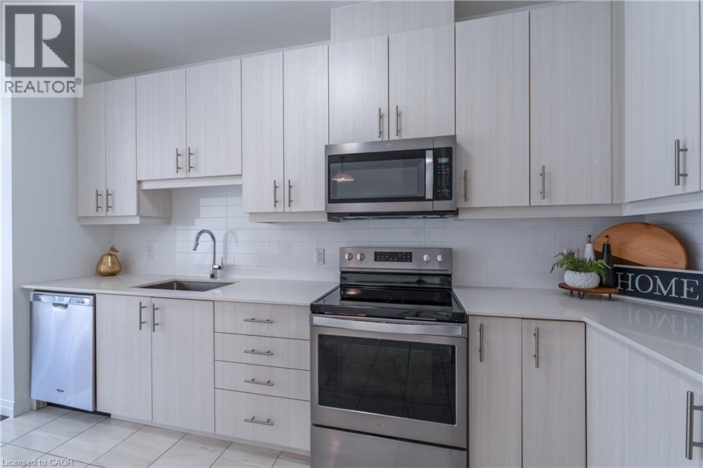 30 Times Square Boulevard Unit# 23, Stoney Creek, Ontario  L8J 0L8 - Photo 16 - 40831357