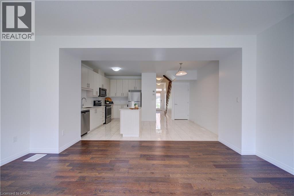 30 Times Square Boulevard Unit# 23, Stoney Creek, Ontario  L8J 0L8 - Photo 21 - 40831357