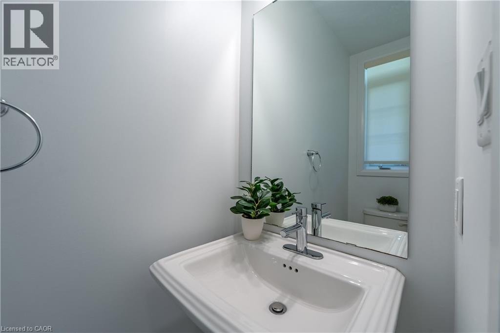 30 Times Square Boulevard Unit# 23, Stoney Creek, Ontario  L8J 0L8 - Photo 26 - 40831357