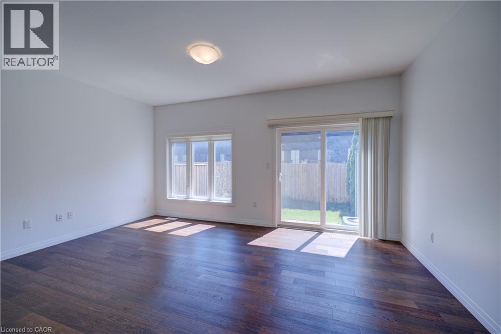 30 Times Square Boulevard Unit# 23, Stoney Creek, Ontario  L8J 0L8 - Photo 7 - 40831357