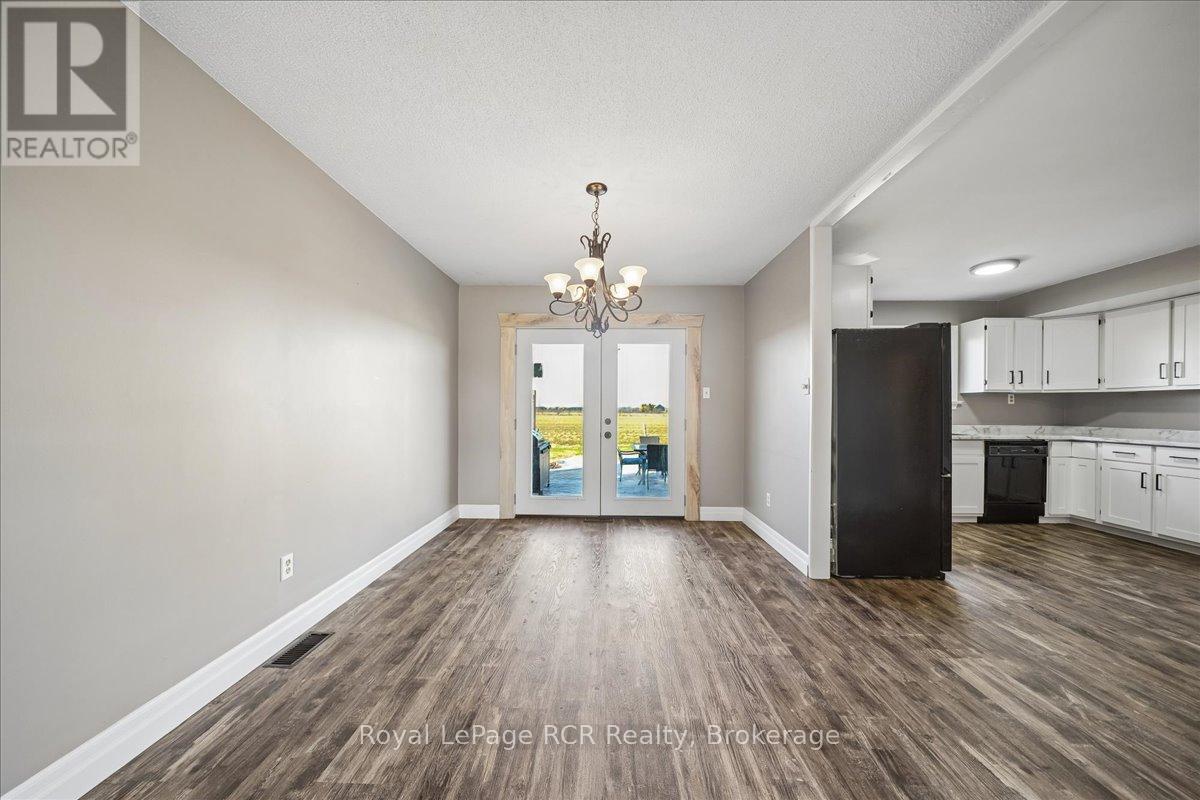 883 30th Street W, Georgian Bluffs, Ontario  N4K 6V5 - Photo 13 - X13156458