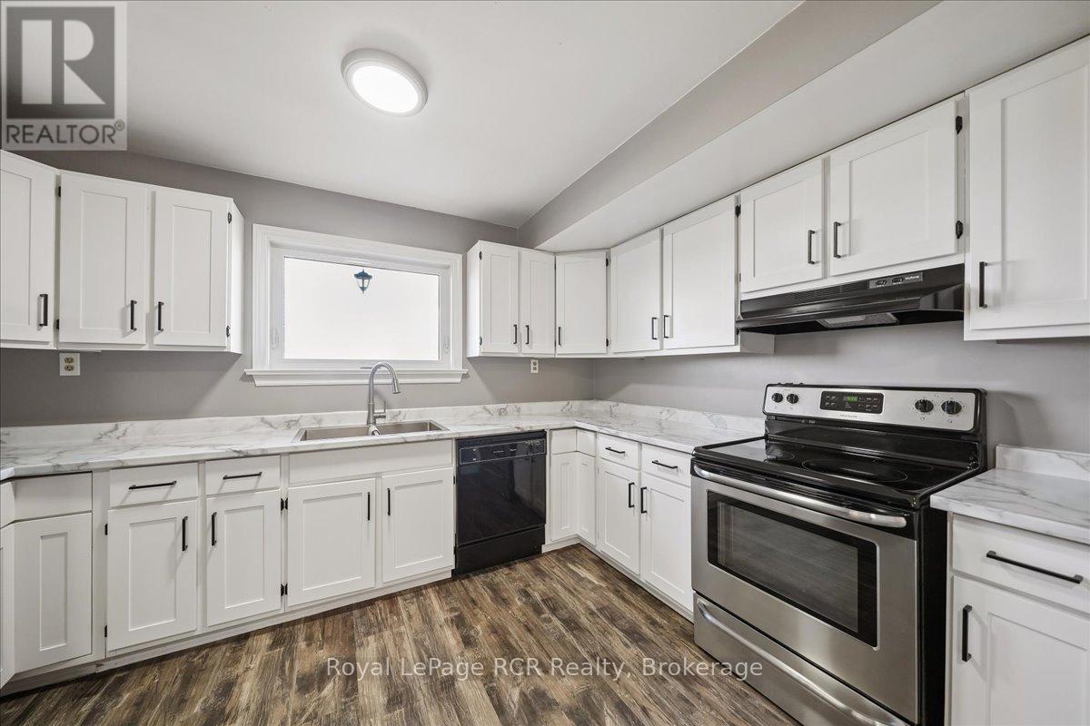 883 30th Street W, Georgian Bluffs, Ontario  N4K 6V5 - Photo 16 - X13156458