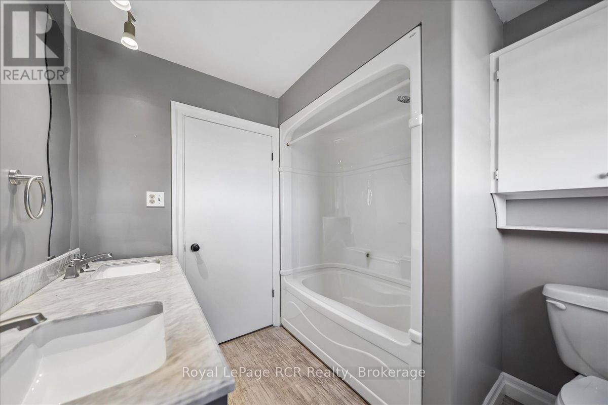 883 30th Street W, Georgian Bluffs, Ontario  N4K 6V5 - Photo 25 - X13156458