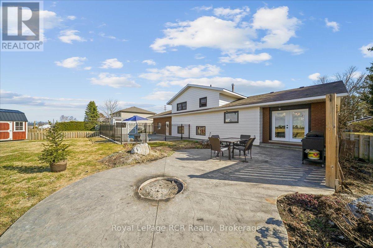 883 30th Street W, Georgian Bluffs, Ontario  N4K 6V5 - Photo 38 - X13156458