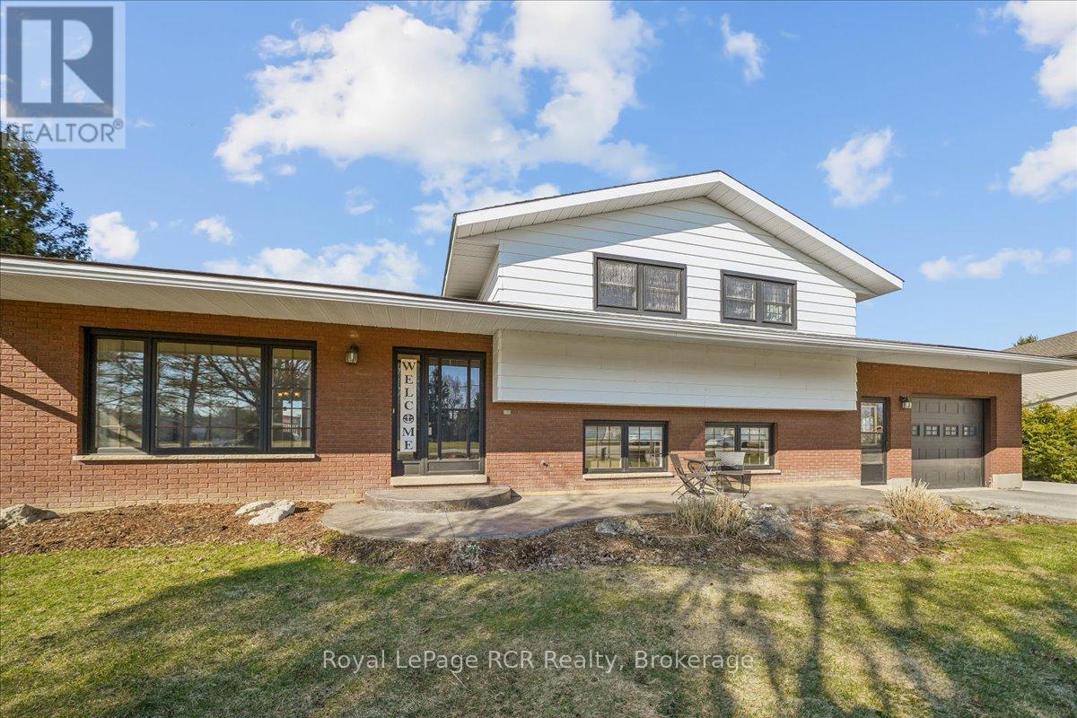 883 30th Street W, Georgian Bluffs, Ontario  N4K 6V5 - Photo 4 - X13156458