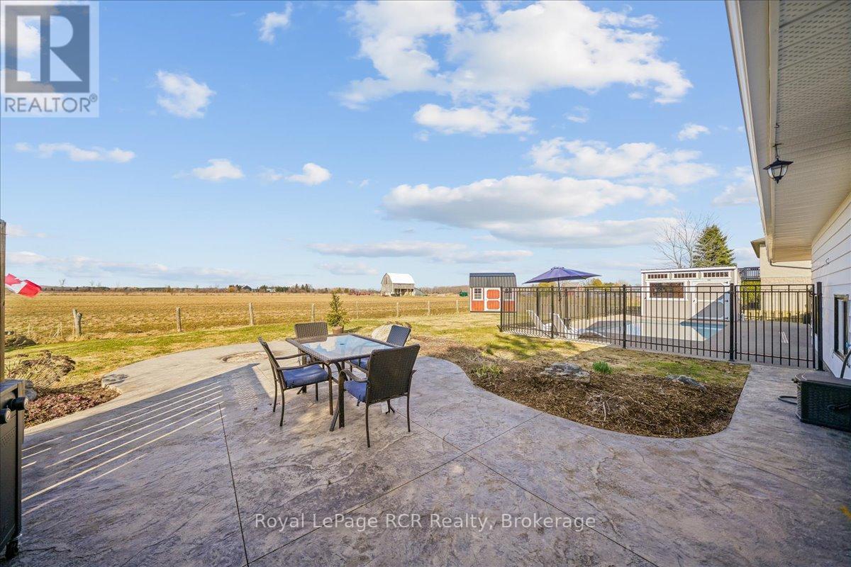 883 30th Street W, Georgian Bluffs, Ontario  N4K 6V5 - Photo 41 - X13156458