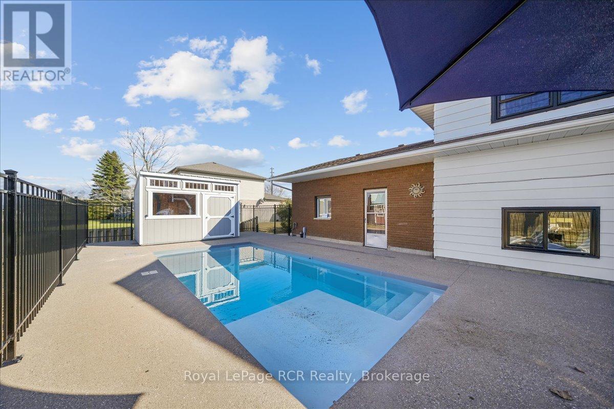 883 30th Street W, Georgian Bluffs, Ontario  N4K 6V5 - Photo 43 - X13156458