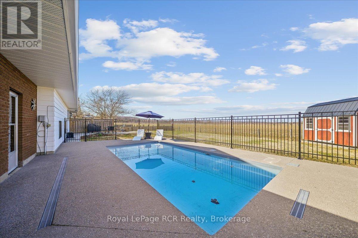 883 30th Street W, Georgian Bluffs, Ontario  N4K 6V5 - Photo 45 - X13156458