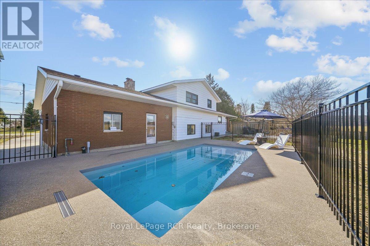 883 30th Street W, Georgian Bluffs, Ontario  N4K 6V5 - Photo 46 - X13156458