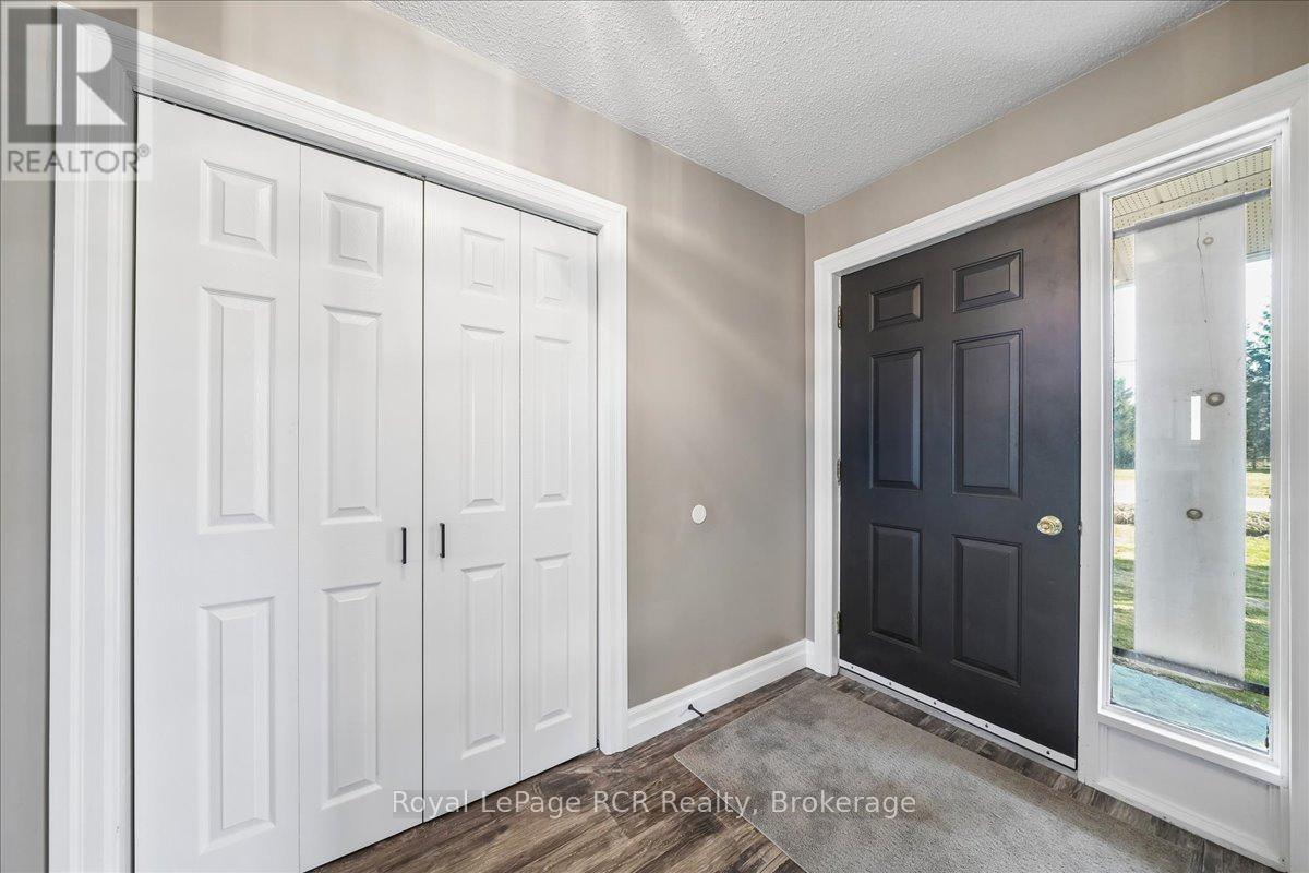 883 30th Street W, Georgian Bluffs, Ontario  N4K 6V5 - Photo 7 - X13156458