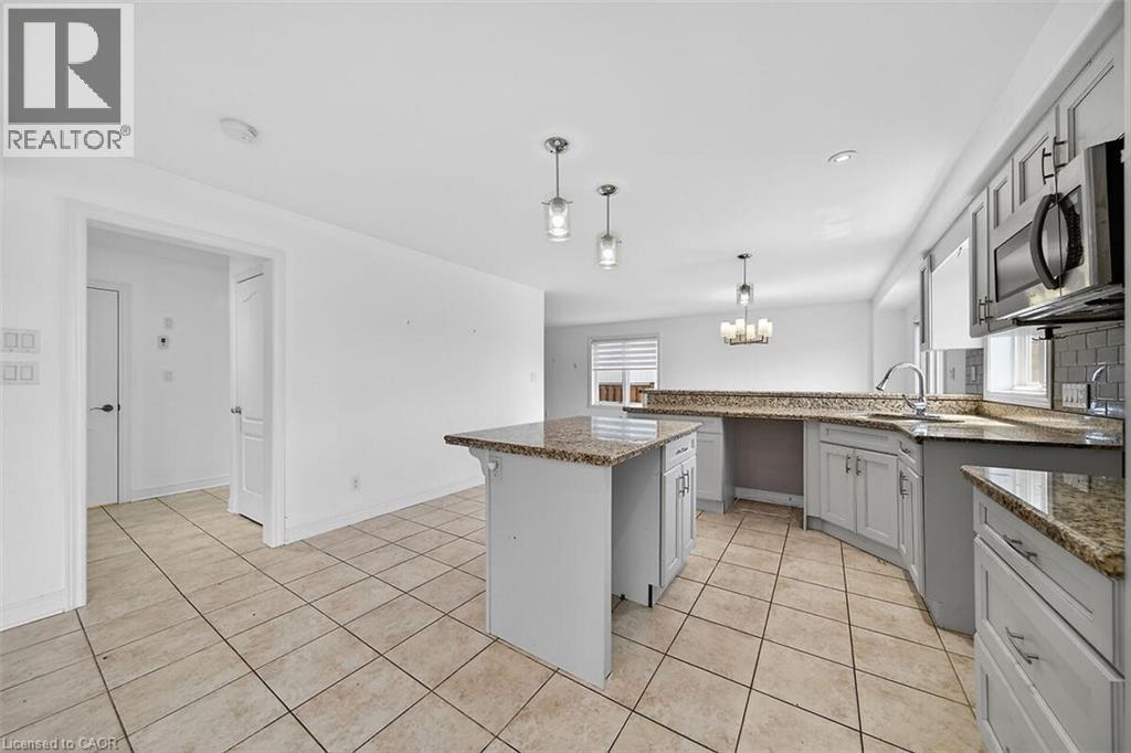 9128 Hendershot Boulevard, Niagara Falls, Ontario  L2H 0E3 - Photo 11 - 40832346