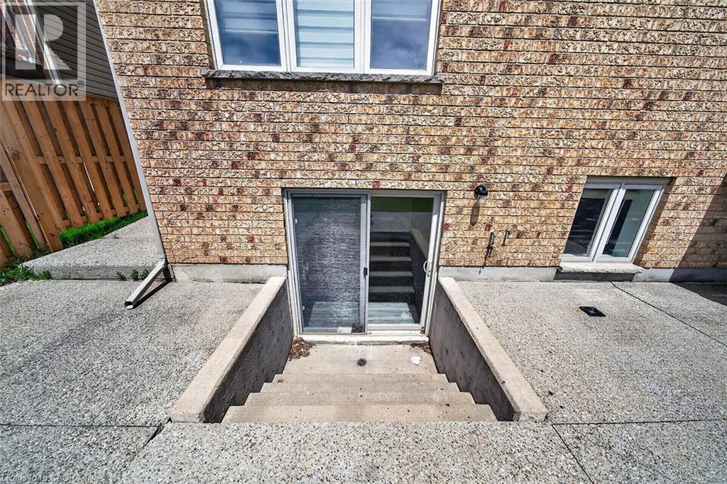 9128 Hendershot Boulevard, Niagara Falls, Ontario  L2H 0E3 - Photo 22 - 40832346