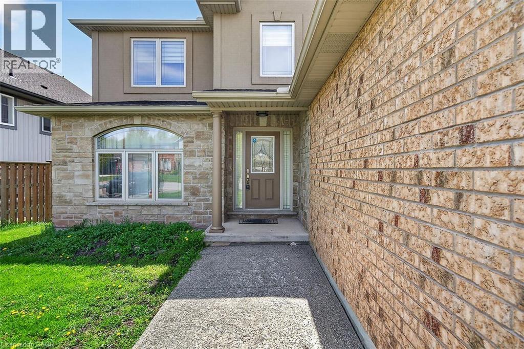 9128 Hendershot Boulevard, Niagara Falls, Ontario  L2H 0E3 - Photo 3 - 40832346