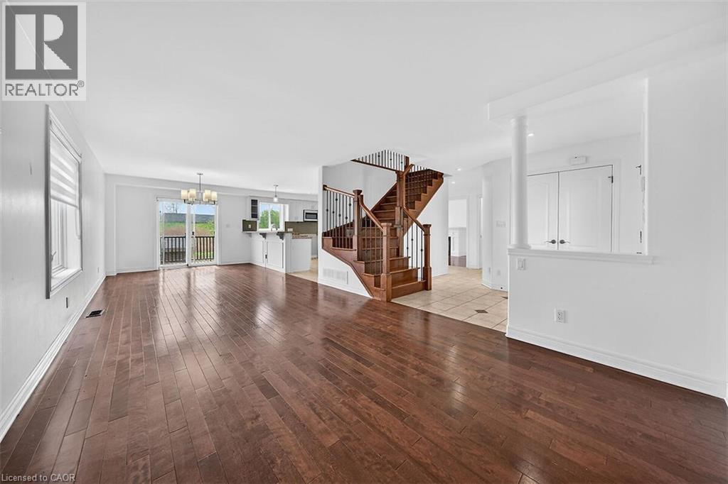 9128 Hendershot Boulevard, Niagara Falls, Ontario  L2H 0E3 - Photo 7 - 40832346