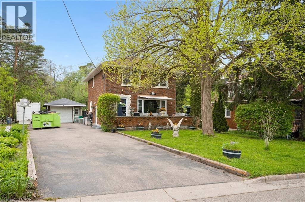 786 S Stirling Avenue S, Kitchener, Ontario  N2M 3K3 - Photo 2 - 40831433