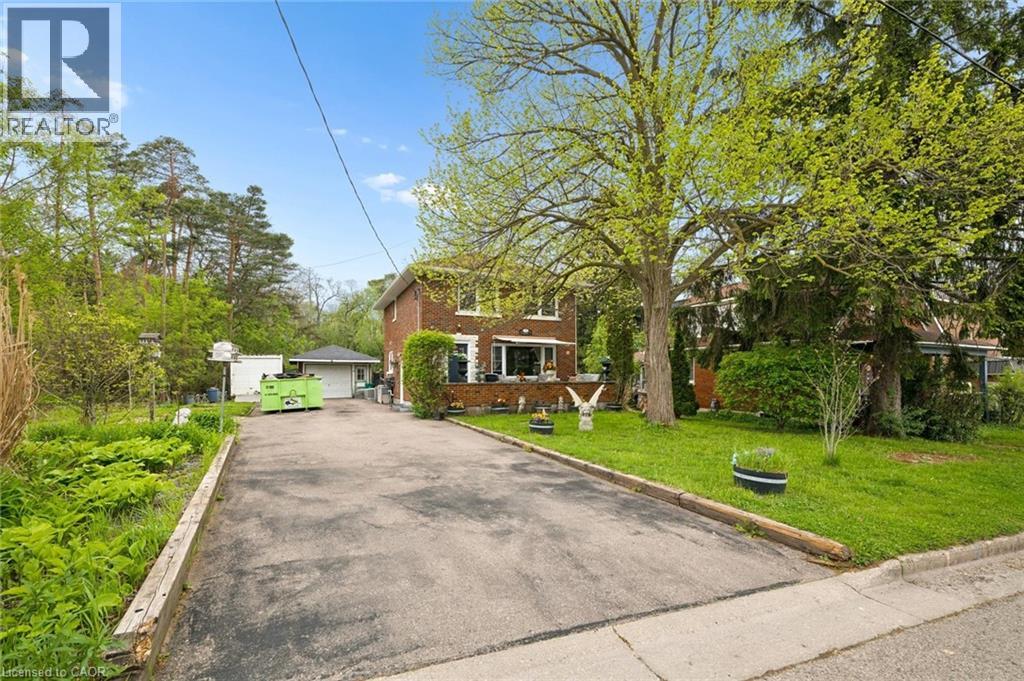 786 S Stirling Avenue S, Kitchener, Ontario  N2M 3K3 - Photo 4 - 40831433