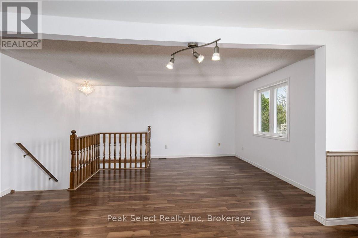 29 Southvale Road, St. Marys, Ontario  N4X 1B3 - Photo 15 - X13156676