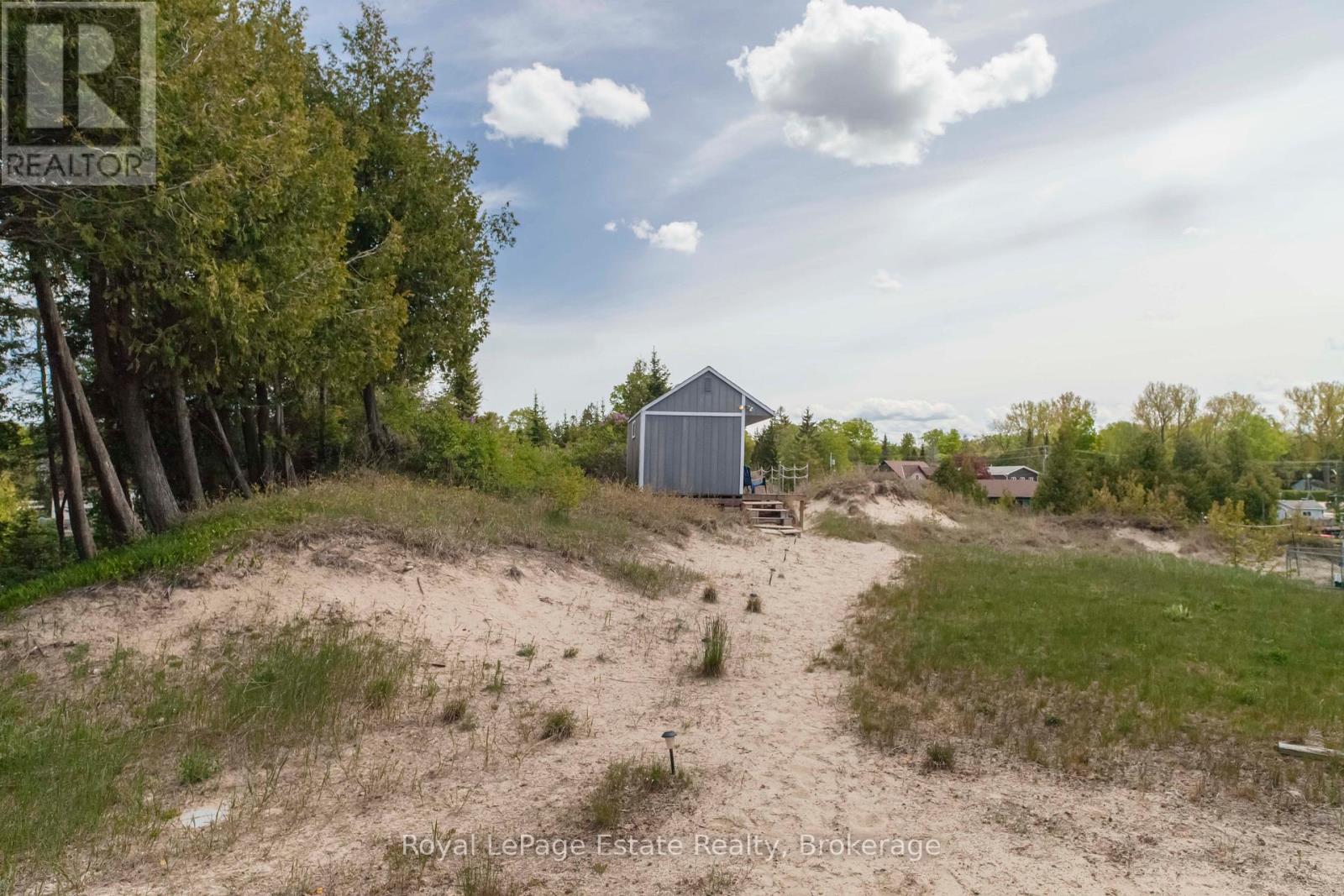 37 Sog Je Wa Sa Drive, Native Leased Lands, Ontario  N0H 2G0 - Photo 28 - X13157086