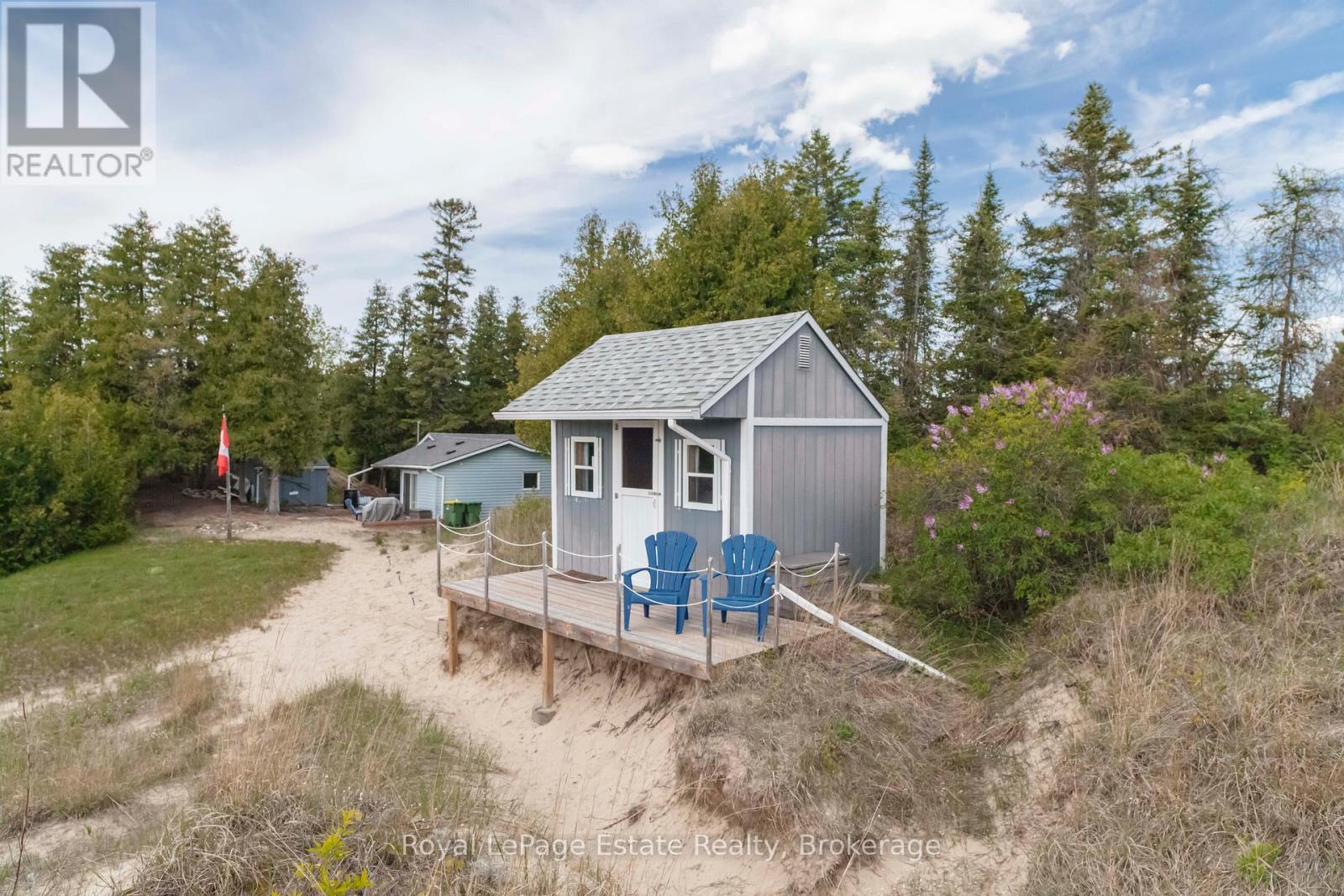 37 Sog Je Wa Sa Drive, Native Leased Lands, Ontario  N0H 2G0 - Photo 3 - X13157086