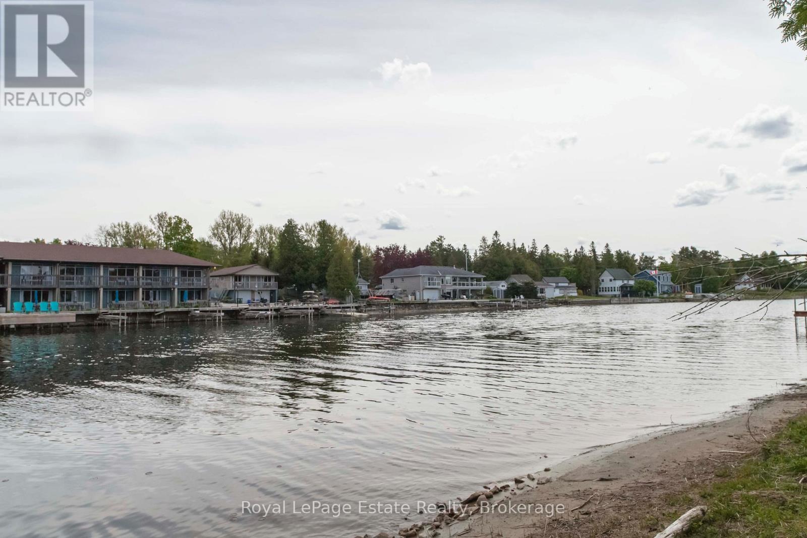 37 Sog Je Wa Sa Drive, Native Leased Lands, Ontario  N0H 2G0 - Photo 36 - X13157086